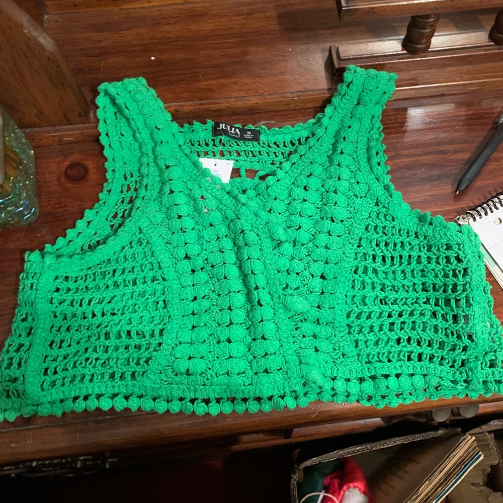 Green yarn type tank top